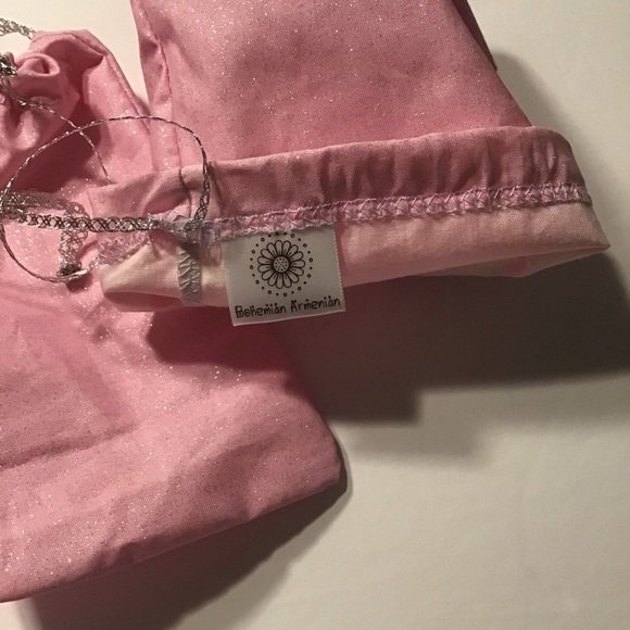 💖😷BNWT BOHEMIAN ARMENIAN CUSTOM FACE MASK READ - Picture 9 of 14